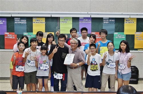 理學院舉辦國中、高中科學營。