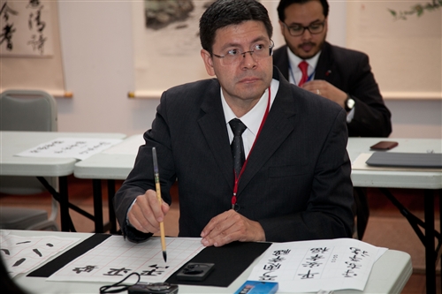 本校跨國遠距「亞洲研究所數位學習碩士在職專班」舉辦開學與歡迎茶會。