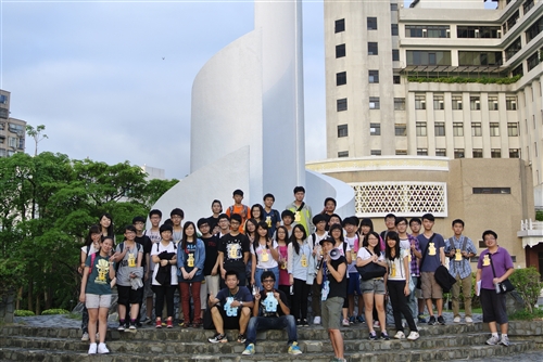 為讓大一新生快速上手大學課程，理學院舉辦數學營。