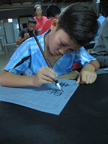 本校「柬埔寨服務學習團」7度赴柬國服務。