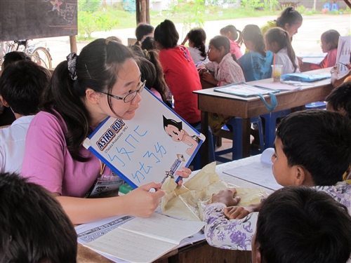 本校「柬埔寨服務學習團」7度赴柬國服務。