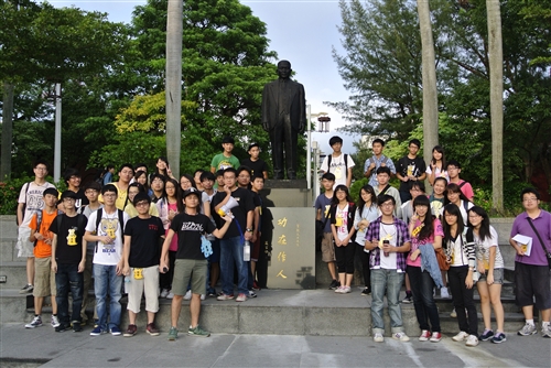 為讓大一新生快速上手大學課程，理學院舉辦數學營。