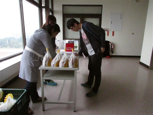 學習與教學中心於3/19(三)辦理「102(2)學生學習社群/讀書會說明會」