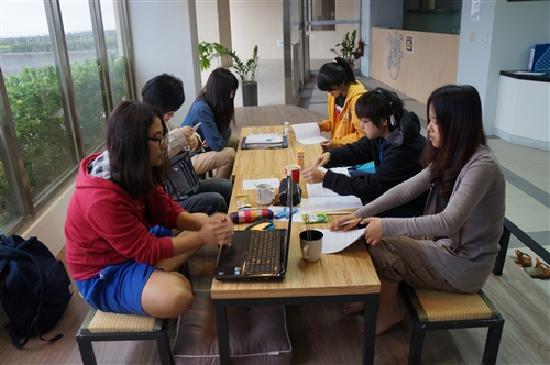 早睡早起來讀書