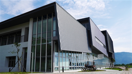 紹謨紀念活動中心