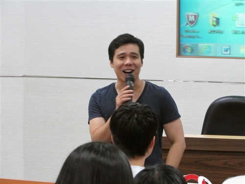 【名人開講】學習與教學中心於4/29(二)邀請伊林娛樂作家、演講家、主持人鄭匡宇，蒞校演講「不要臉，不怕死，這世界就是我的！」