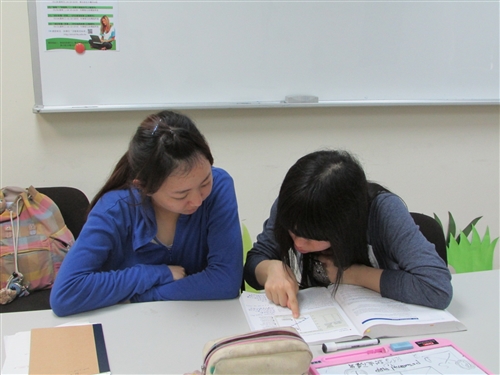 學習與教學中心舉辦大學部基礎科目1-3人個別輔導，敬請公告並鼓勵同學踴躍參加。