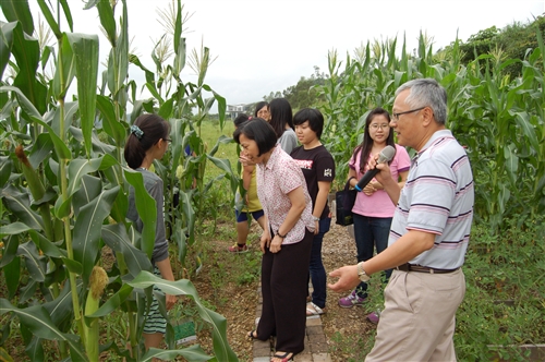 開心農場歡慶收成－看得見的「住宿學院」實質內涵