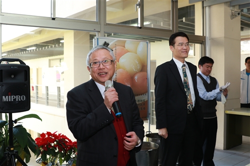 師生同樂吃湯圓