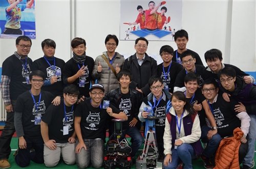 機器人研發團隊再創佳績勇奪2014 FIRA世界盃機器人賽6金3銅。