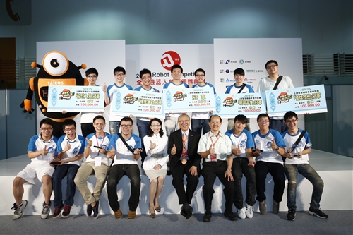 電機系機器手臂再創佳績，勇奪「上銀智慧機器手」總冠軍。