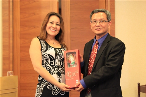 亞洲所數位學習碩士在職專班拉美菁英到校參加面授課程。