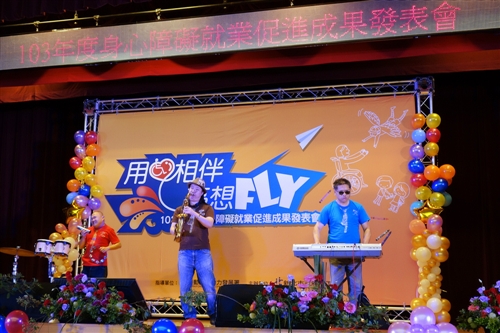 本校連續4年榮獲「新北市進用身心障礙者績優單位」殊榮。