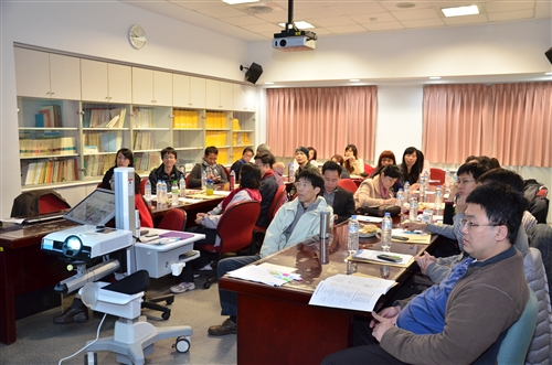 兩岸630名高中生在淡水校園化學競賽。