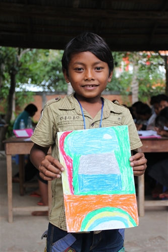 本校柬埔寨服務學習團第8次到柬埔寨哄吥省服務。