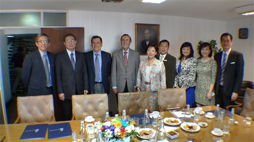 張校長率團赴智利、巴拉圭交流訪問。