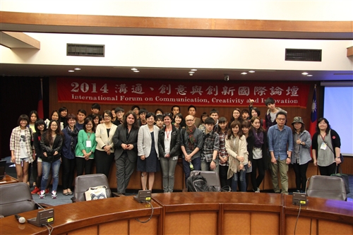 資傳系學生及校友、統計系學生榮獲台灣社群媒體大賽佳績。