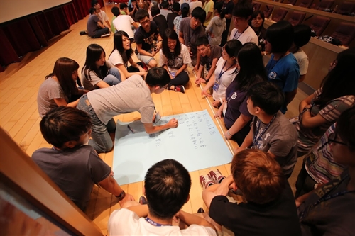 學務處舉辦103學年度「淡海同舟」社團負責人研習會。