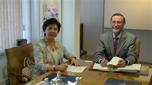 張校長率團赴智利、巴拉圭交流訪問。