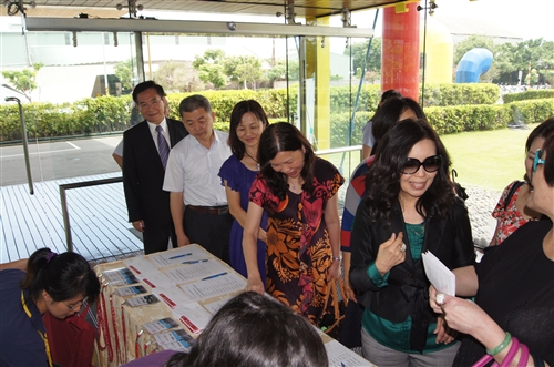 本校與陳水來文教基金會共同舉辦「2014淡江大學校友校長教育高峰會」。