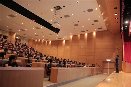 學務處舉辦103學年度「淡海同舟」社團負責人研習會。