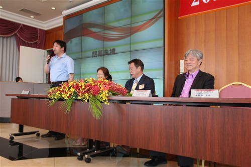 外語學院舉辦2014年兩岸外語教學研討會。