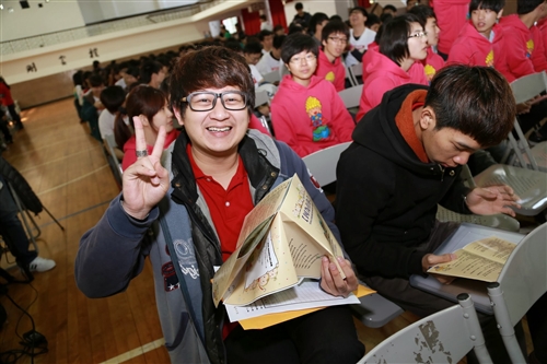 本校寒假社會服務授旗出發囉！