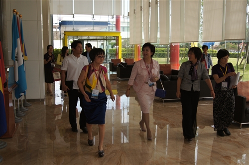 本校與陳水來文教基金會共同舉辦「2014淡江大學校友校長教育高峰會」。