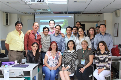 亞洲所數位學習碩士在職專班拉美菁英到校參加面授課程。