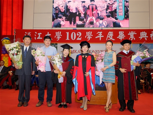 「三環五育 職場享譽」，本校舉行102學年度畢業典禮。