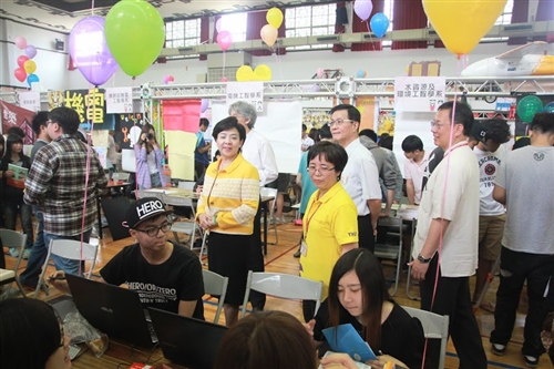 「2014淡江大學學系博覽會－淡江書卷節」熱鬧登場。