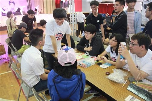 「2014淡江大學學系博覽會－淡江書卷節」熱鬧登場。