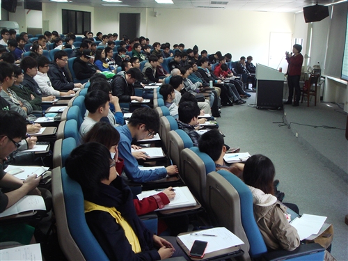 國際軟體開發新趨勢--敏捷開發