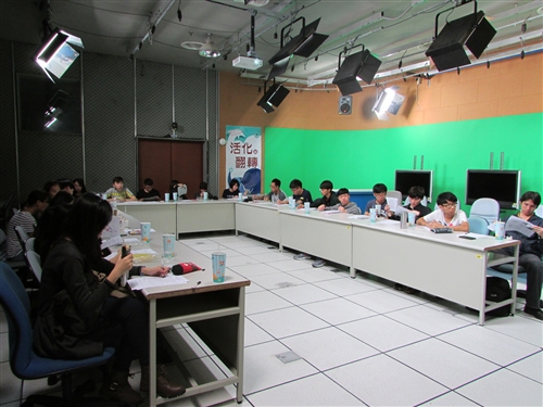 學習與教學中心於3月20日(五) 辦理「學生學習社群/讀書會說明會」