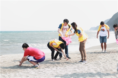 蘭陽校園品德教育－全民國防教育參觀蘇澳海軍基地暨蘇澳南安海灘服務