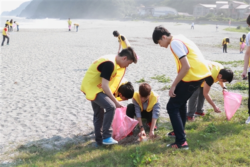 蘭陽校園品德教育－全民國防教育參觀蘇澳海軍基地暨蘇澳南安海灘服務