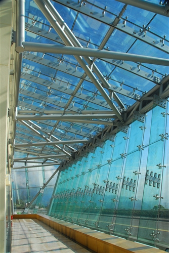 強邦國際會議廳光影走廊