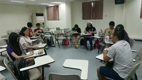 104年度暑期英語密集加強班