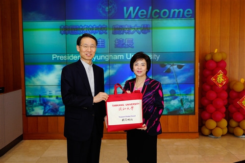 韓國姊妹校慶南大學校長朴在圭等一行3人蒞校訪問。