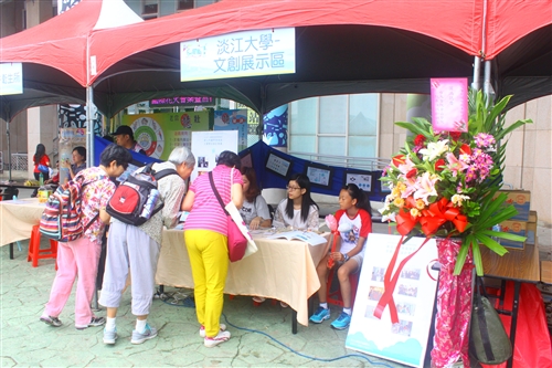 資傳系與大傳系學生參與國際風箏節文創商品設計競賽榮獲佳績。