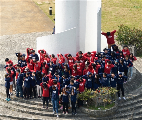 學生發起全校TKU帽T日TKU Hoodie Day活動。