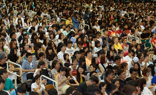 日本同志社大學校長村田晃嗣一行4人蒞校參訪。