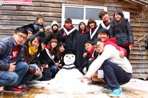 本校部落服務隊畢旅走進鎮西堡。