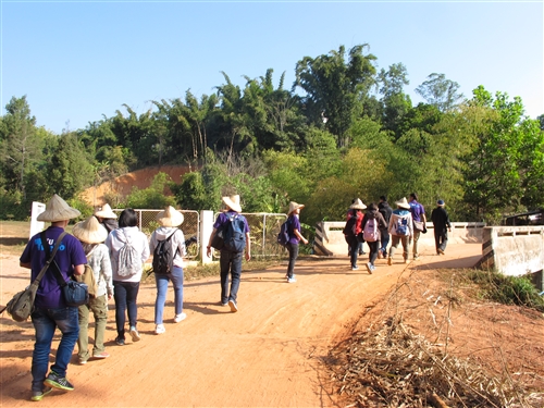 學務處遠赴泰國進行「愛在撒瓦地-Huei Nan Sai華語教學計畫」。