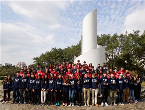 學生發起全校TKU帽T日TKU Hoodie Day活動。