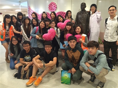 大傳系與好心肝服務中心產學合作開設「社會行銷與實作課程」。