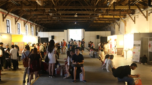 大傳系舉行第29屆畢業成果展──「傳染」。