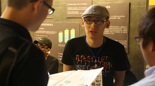 大傳系舉行第29屆畢業成果展──「傳染」。