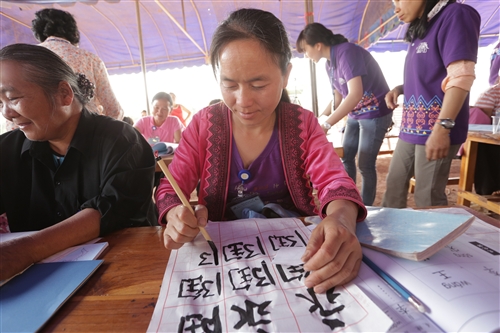 學務處遠赴泰國進行「愛在撒瓦地-Huei Nan Sai華語教學計畫」。