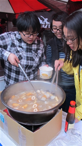 學務處舉辦「咱ㄟ食代」聯合文化週活動。